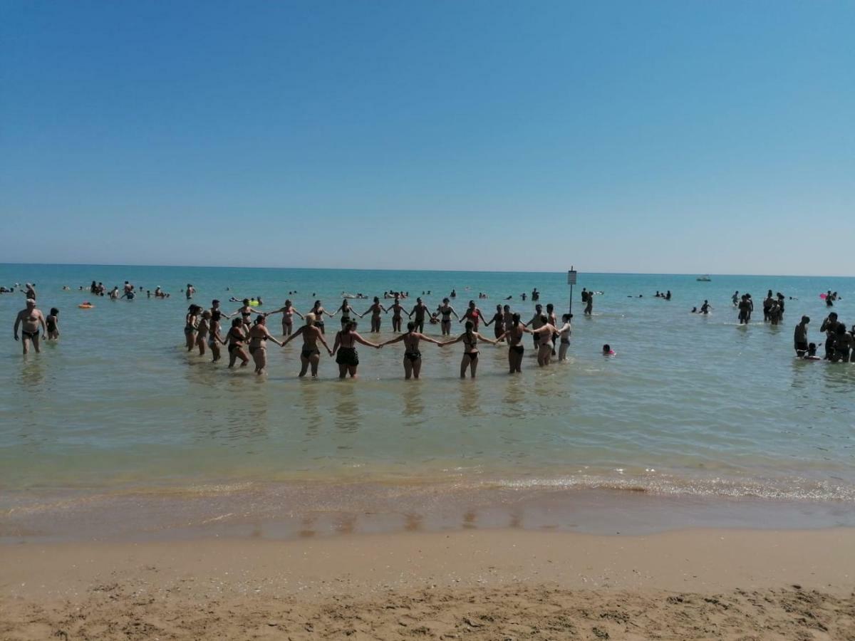 Zenit Hotel Giulianova Bagian luar foto