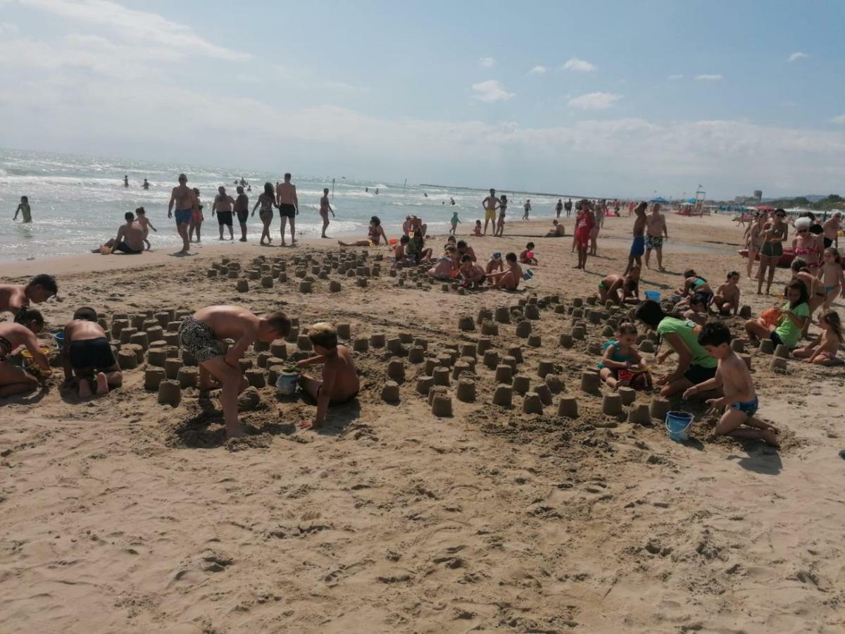 Zenit Hotel Giulianova Bagian luar foto